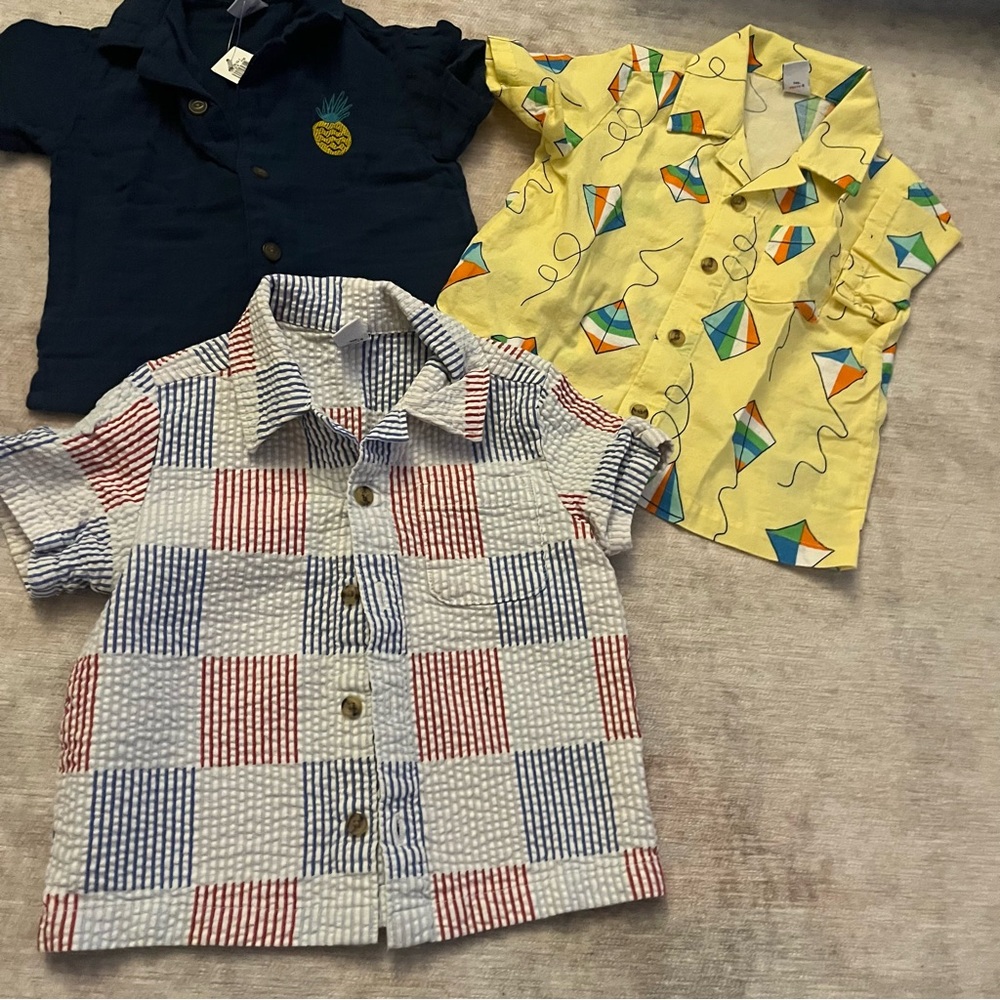 Old Navy spring/summer baby boy shirt bundle 12-18 months and 2T